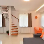 Olivera 1726 Apartamento *