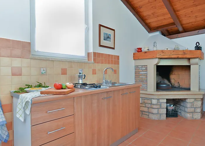 Olivera 1726 Apartman Póla