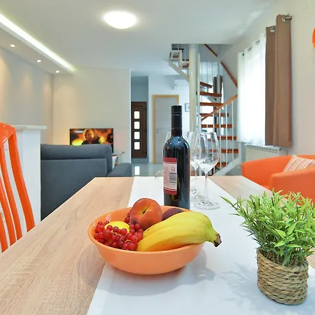 Olivera 1726 Apartment Pula